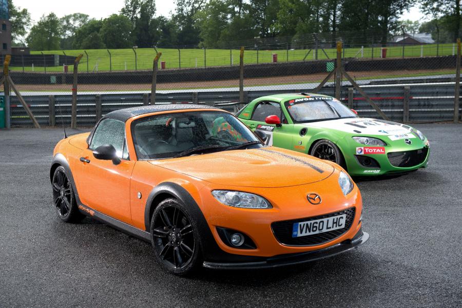  Mazda MX-5 GT Concept 2012 года  (фото 18 из 24)
